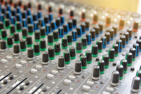 生产专业的音乐会效控制按钮声音器按钮以调整音量图片素材-正版创意图片307951411-摄图网