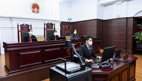 上海金融法院开启网络庭审，审理一起金融借款合同纠纷|界面新闻