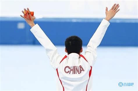 夺金时刻| 速度滑冰男子500米决赛中国选手高亭宇夺冠_凤凰网视频_凤凰网