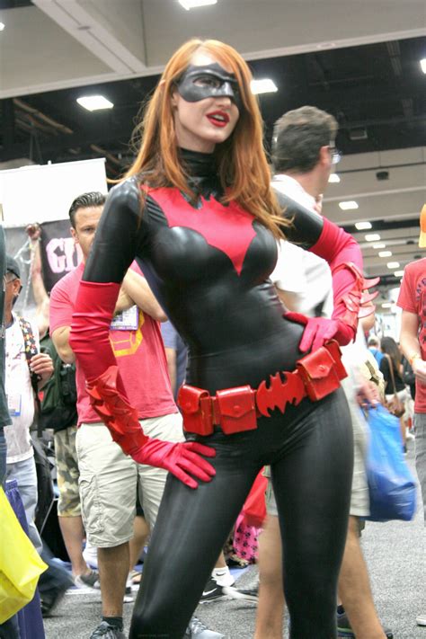 Kendra James as Batwoman - MyConfinedSpace