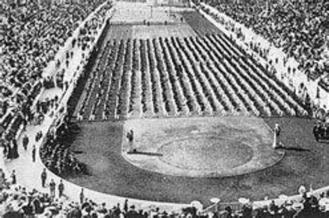 中国第一次参加奥运会是1932年，直到1984年才拿到金牌