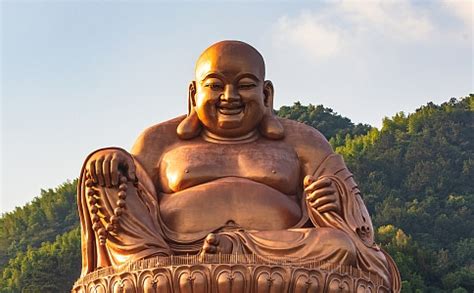 弥勒佛是谁 - 在佛教中的地位如何 - 道场在哪 - 弘善佛教网