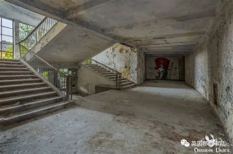 切尔诺贝利隔离区Pripyat三号废弃学校化学内高清图片下载-正版图片506125499-摄图网