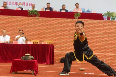 新化县2023中国武术段位制（县考）暨梅山武术进校园在白沙洲学校启动 - 中国网