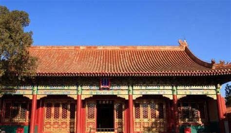 藻井，中国建筑中一种顶部装饰手法……