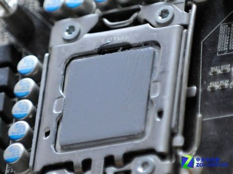CPU硅胶硅脂涂抹方法 _pc6资讯