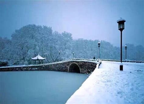 杭州5A级旅游景区断桥残雪唯美风景壁纸图片(4)_配图网
