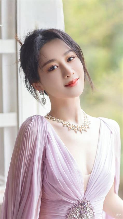 女生头像温柔杨紫