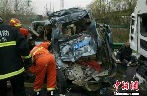 陕西西临高速两车相撞致6死3伤|相撞|陕西|西安_新浪新闻
