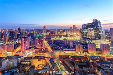 现代城市上海立交桥车流夜景高清图片下载-正版图片501022111-摄图网