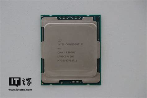 Intel酷睿i9处理器12核以上开启预定：28号全部正式发售 - 系统之家