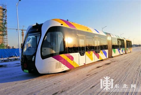 哈尔滨市智能轨道系统启动 在松北新区载客试跑_黑龙江频道_凤凰网