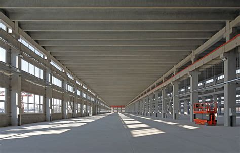 上海工厂厂房装修-办公室装修设计-钢结构搭建-无尘净化车间-上海天澜建筑装饰公司