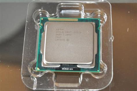 Intel Core i3-2120 - Hardware museum