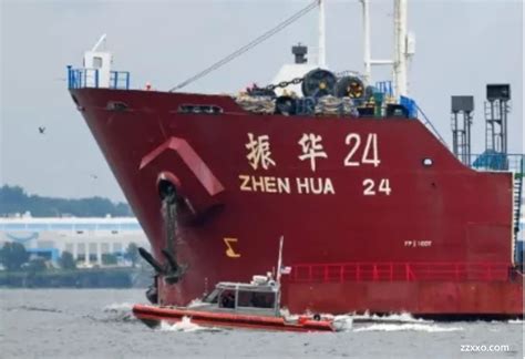6月28日，载着4台巨型“新巴拿马式”港口集装箱起重机的“振华24”号货轮从上海出发，经过2个多月的航行，在9月9日抵达美国马里兰州巴尔的摩港 ...