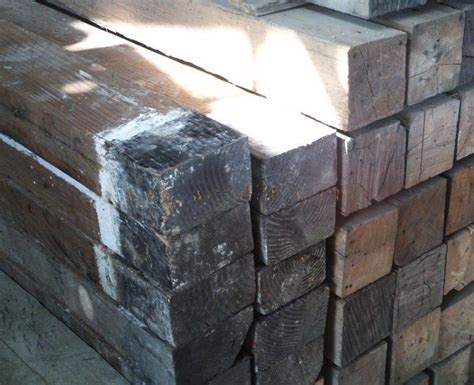 收购旧木材，旧模板，圆木顶柱！-江苏省沭阳苏北木材交易市场