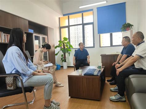 人文与传媒学院赴荆州经济技术开发区开展访企拓岗专项行动-人文与传媒学院
