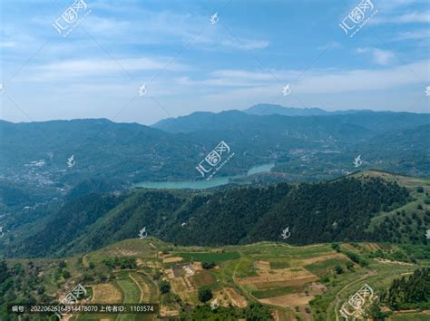 航拍济南柳埠黄巢水库,湖泊池塘,自然风景,摄影素材,汇图网www.huitu.com