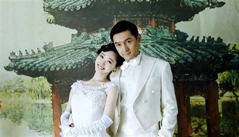 杨紫李现秘密领证官宣结婚 三月就携手步入婚姻殿堂 - 麻辣星闻