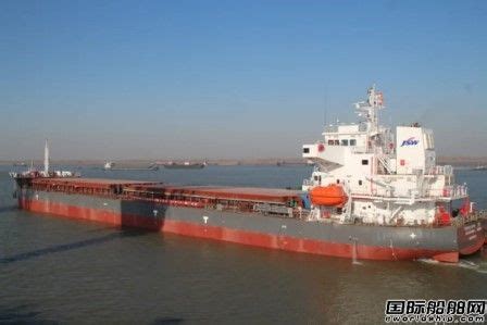 芜湖造船厂建造江苏首艘近海生态环境监测执法船下水 - 在建新船 - 国际船舶网