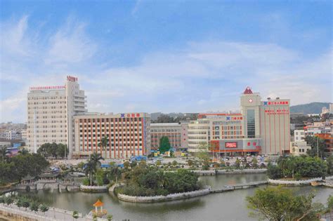廉江市人民医院2024年最新招聘信息_麟越医生医疗专业人才网