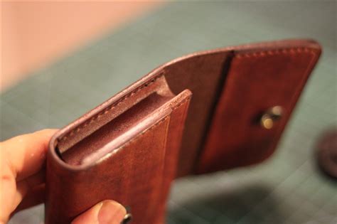 手工皮革教程：一个卡包的诞生 - 皮小匠