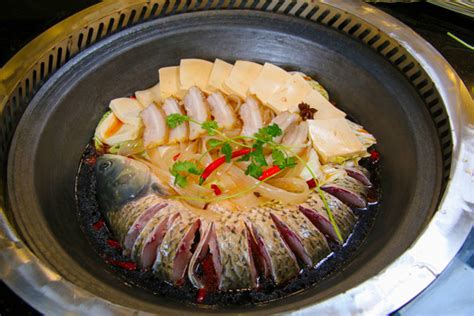 铁锅炖鱼,中国菜系,食品餐饮,摄影素材,汇图网www.huitu.com