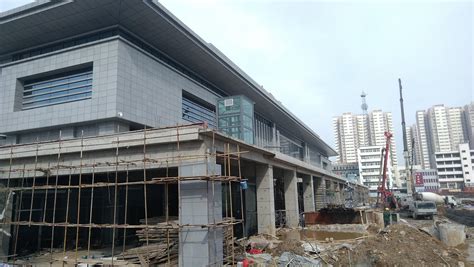 南阳火车站新站房预计6月中旬封顶-城建交通-精品万州网址
