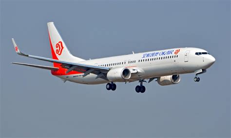 富蕴机场首次保障南航波音737-800飞行训练（图）-中国民航网