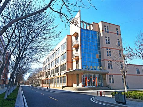 让历史告诉未来——中国石油大学（华东）建校65周年拾零_北京石油学院