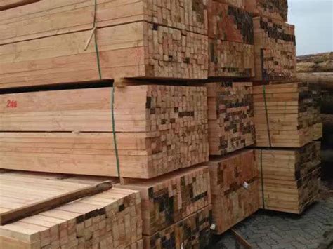重庆木方建筑模板桥梁方木规格板竹跳板木跳板枕木批发出售厂家