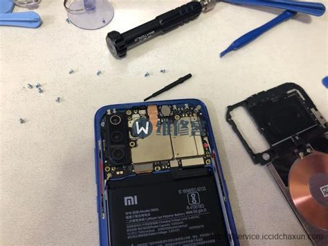 北京手机维修为您分享小米9手机进水后的拆机维修过程 | 手机维修网
