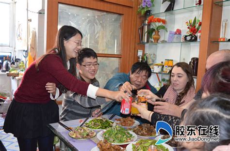 看《幸福到万家》终于明白中国老百姓家里大事儿为什么都在饭桌上谈出来的 - 知乎
