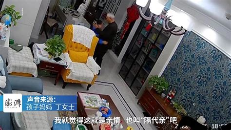 “小孩被被子盖住了，要窒息了”，三个月的宝宝独自在家……_新浪新闻