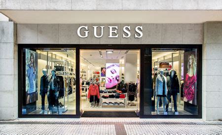 近十年商标侵权纠纷！Gucci 宣布与 GUESS 达成和解 | 当客|球鞋资讯|跑鞋资讯|运动装备资讯