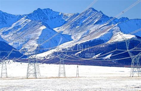 新疆华电哈密热电公司四期2×350MW工程钢结构间冷塔顺利结顶-国际电力网