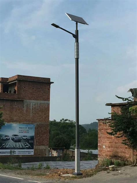 甘肃庆阳西峰区6米7米8米LED太阳能路灯生产厂家报价多少合理-一步电子网