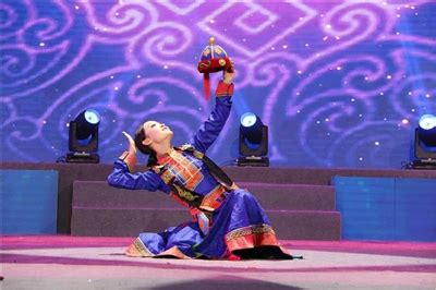 乌拉特后旗2019年春节联欢晚会激情上演-内蒙古旅游-内蒙古新闻网