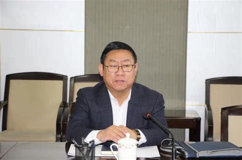 内蒙古环投集团纪检部党支部召开2023年第一次党员大会