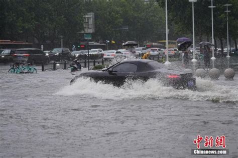 今天下午到夜间郑州暴雨持续 整个雨带正在东移过程中-大河新闻