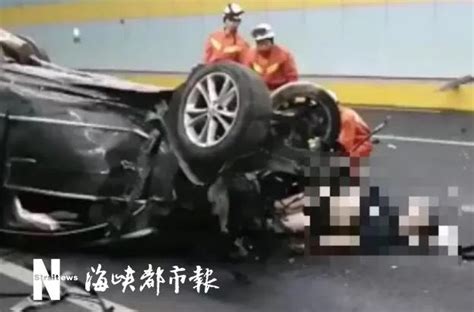 福州：17岁女孩遇车祸手被公交压住 众人抬车急救 - 社会 - 东南网