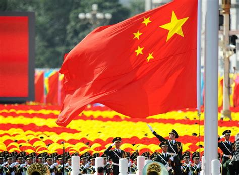 国庆60周年大阅兵宣传海报PSD素材免费下载_红动中国