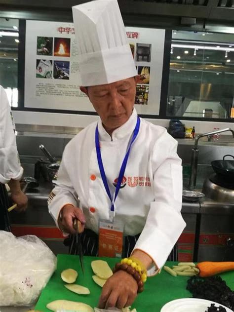 素食大赛在北京举办 69岁厨师以精湛厨艺征服评委 | 北晚新视觉