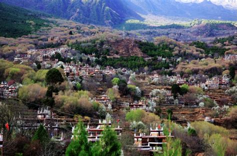 丹巴中路藏寨梭坡古碉群 图片 | 轩视界