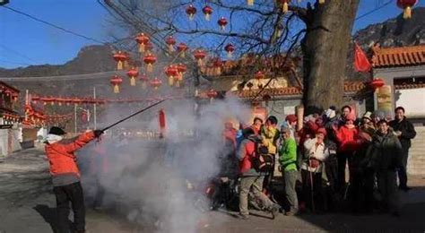 春节放鞭炮是几千年的传统习俗，该不该放，该不该保留？_燃放鞭炮_中华民族_污染