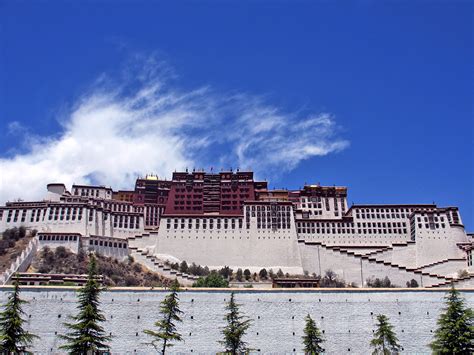 拉萨-林芝-巴松错-鲁朗-大峡谷-羊湖-纳木措7晚8日_西藏青年国际旅行社