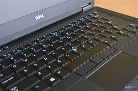戴尔笔记本电脑键盘背光灯怎么开？-戴尔笔记本怎么打开键盘灯