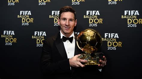 官方：梅西获得2015年国际足联金球奖_虎扑国际足球新闻