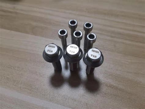 PEEK高强度耐高温螺栓M2.5-8一字圆柱头平机绝缘耐腐蚀塑料螺丝钉-淘宝网