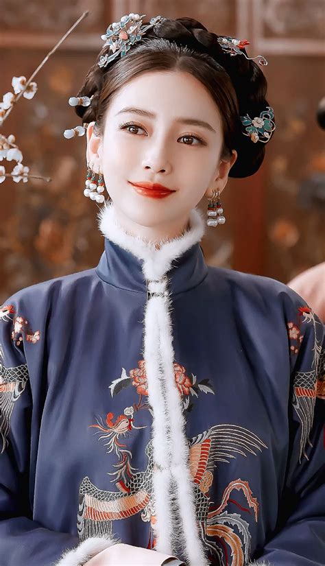 杨颖熊黛林衣领图片